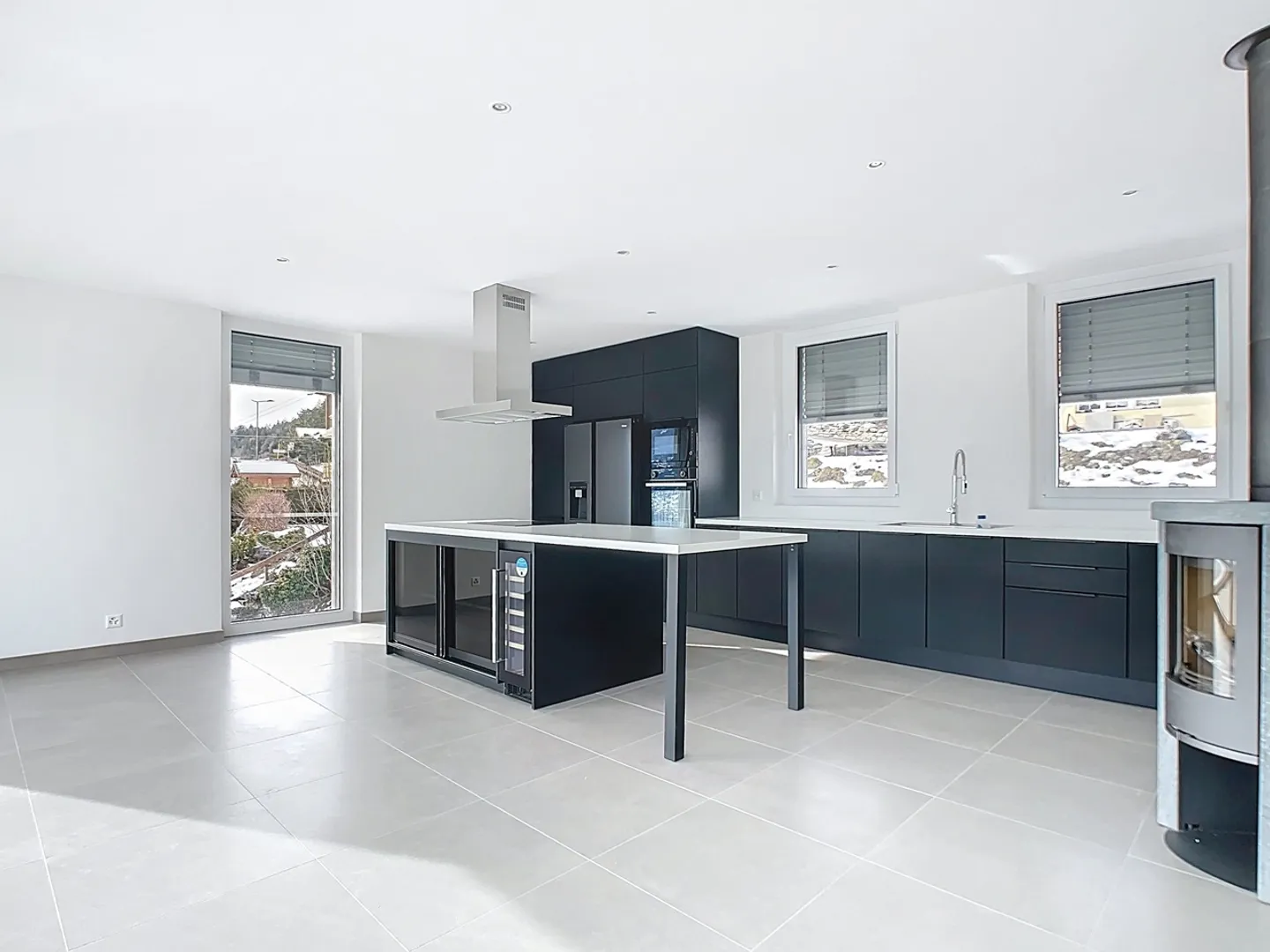 Exceptional New Penthouse between Sky and Mountains - Photo 15 of 25