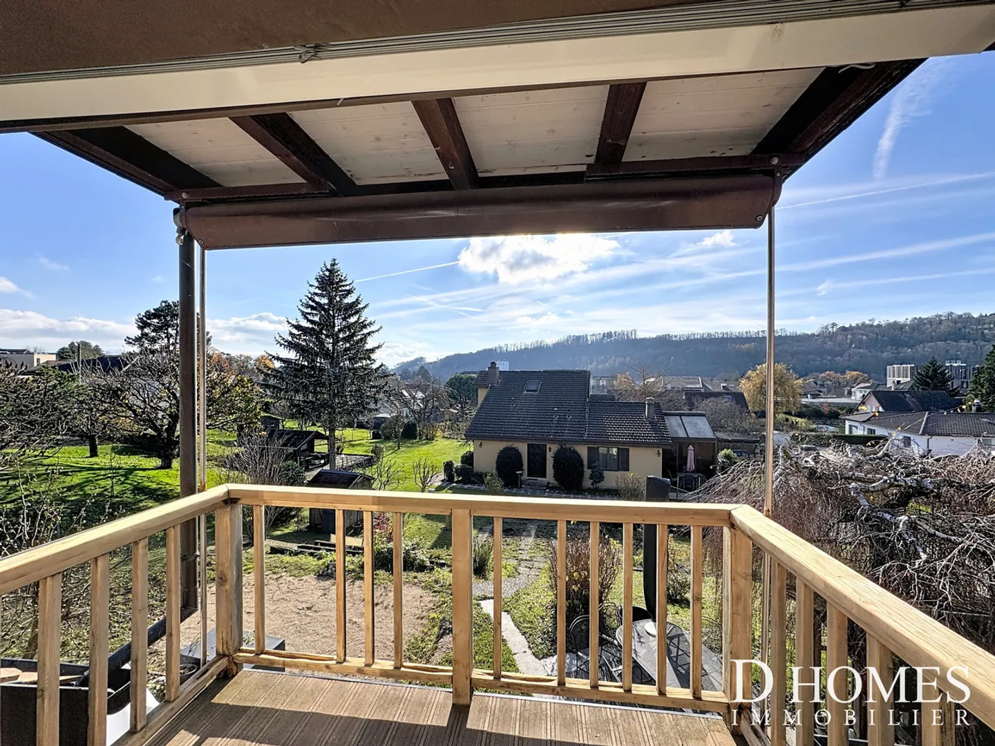 Wunderschöne renovierte 3-Zimmer-Wohnung mit Balkon und freiem Blick - Foto 12 von 13