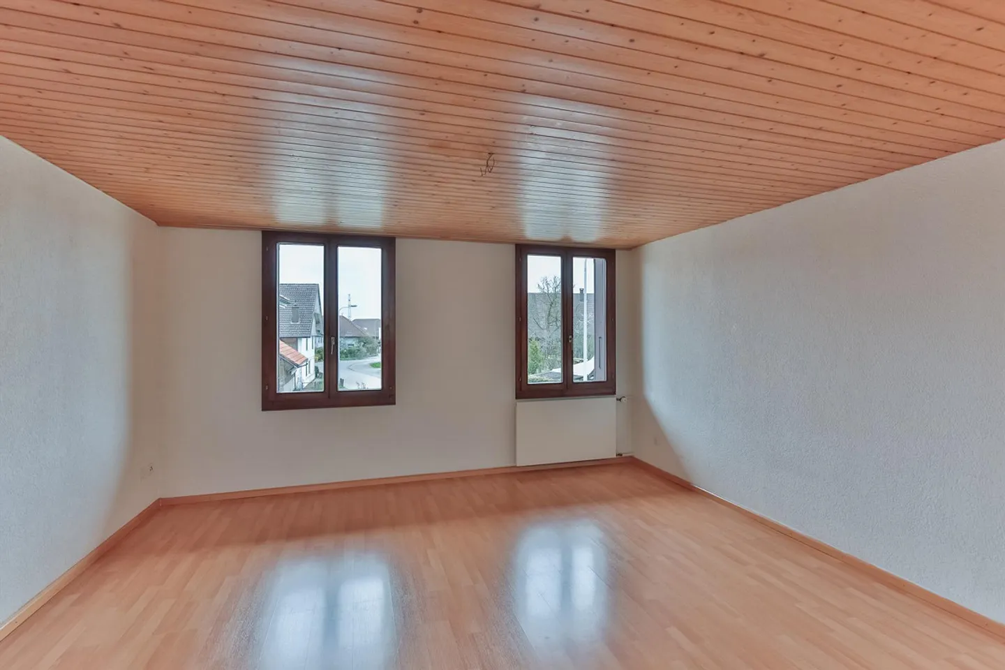 Wohnung mit Laubengang im Dreifamilienhaus - Foto 11 von 12