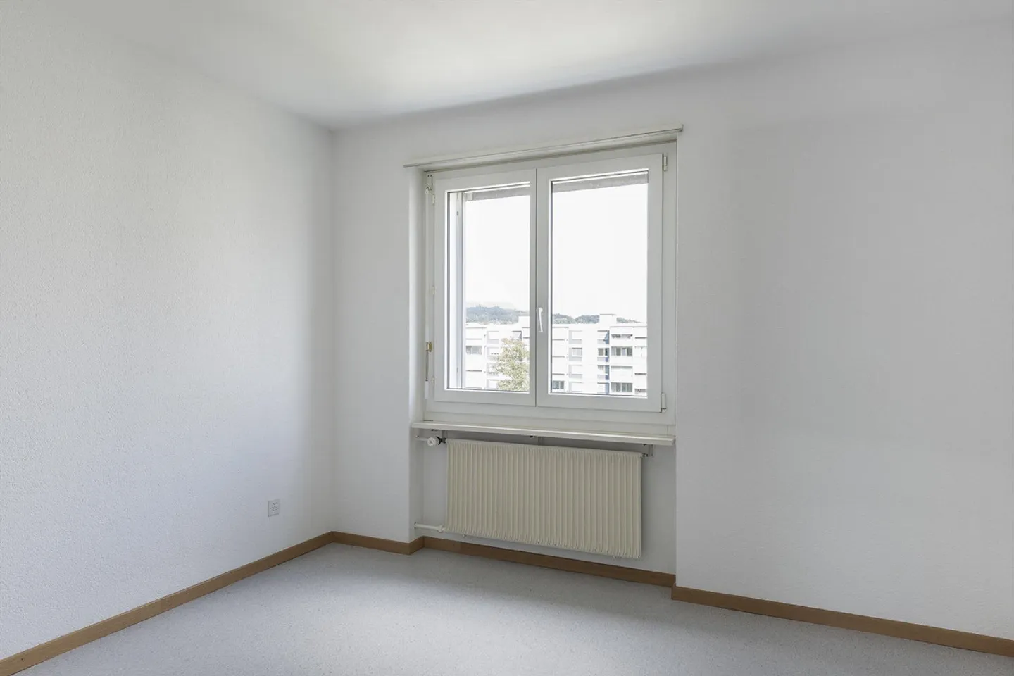 Hai voglia di un cambio di scenario? Vivere con collegamenti di trasporto ideali. - Foto 6 di 9