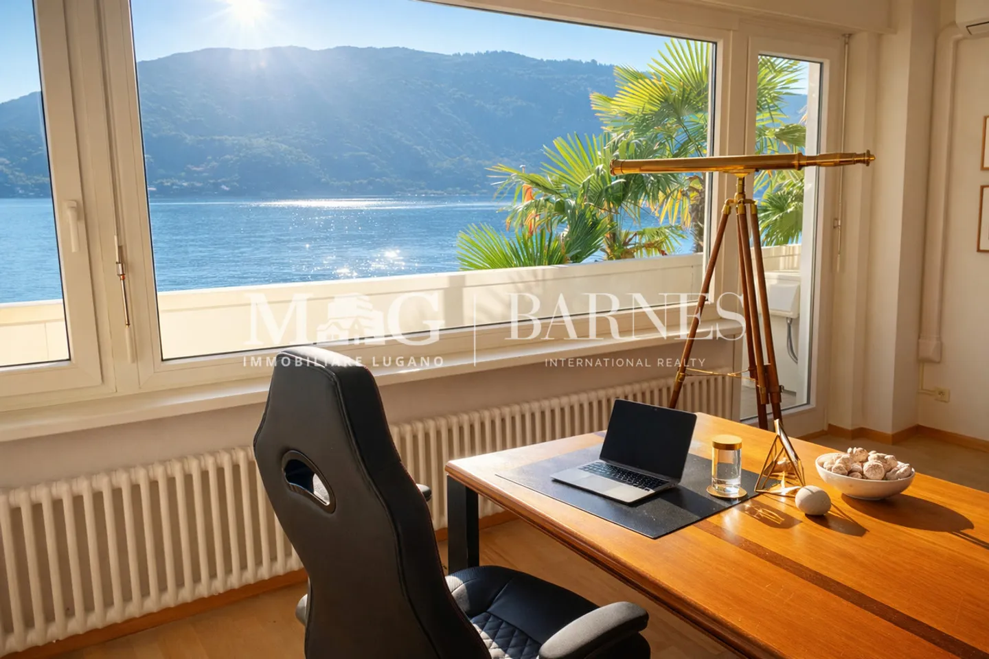 Lugano : Villa pieds-dans-l’eau avec vue sur le lac et darsene | 2ème résidence - Photo 4 sur 16