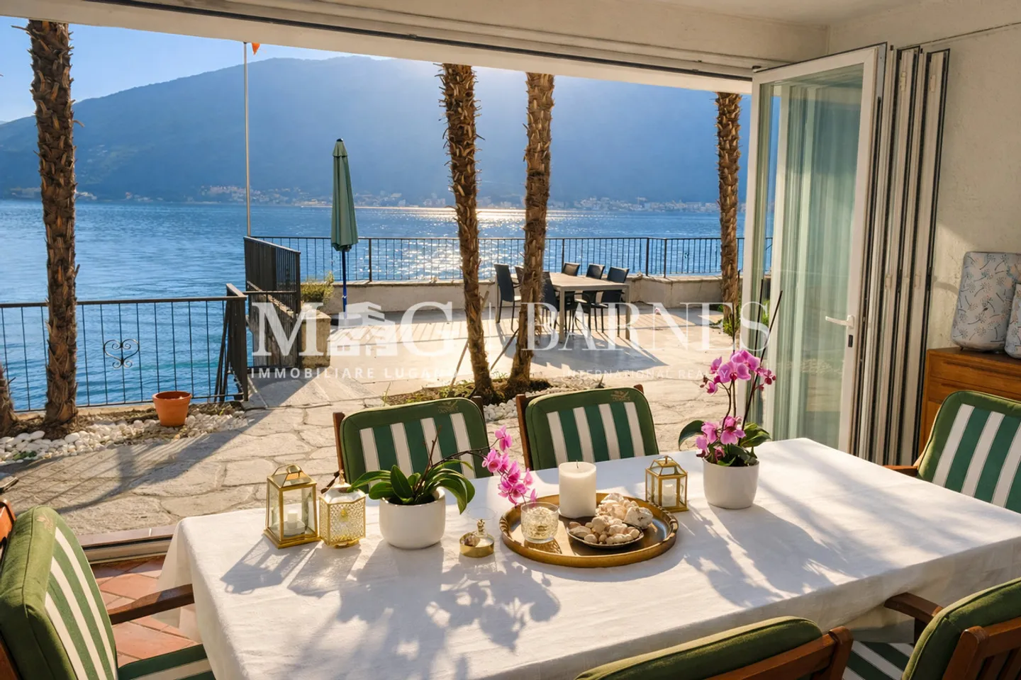 Lugano : Villa pieds-dans-l’eau avec vue sur le lac et darsene | 2ème résidence - Photo 10 sur 16