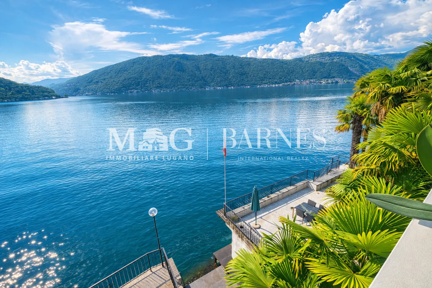 Lugano : Villa pieds-dans-l’eau avec vue sur le lac et darsene | 2ème résidence - Photo 13 sur 16