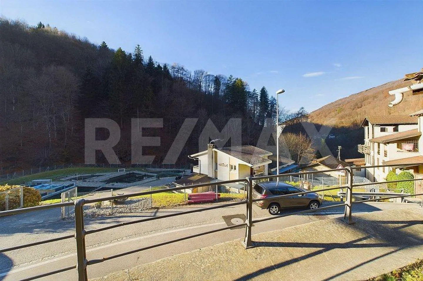 Historic Ticinese House with Panoramic View and Spacious Land - Photo 7 of 13