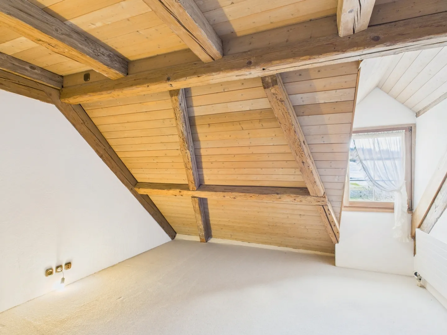 «Einzigartige 5.5-Zimmer Dachwohnung in Hauptwil, Kanton TG» - Foto 10 von 13