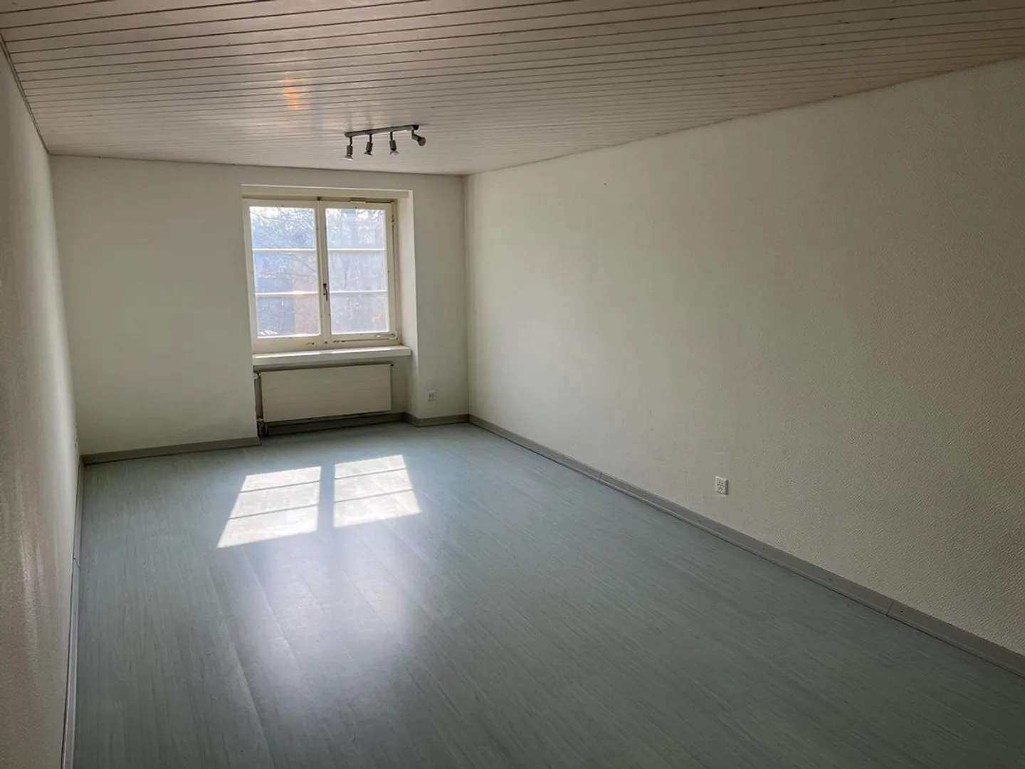 Incantevole casa unifamiliare con giardino in una posizione ideale - Foto 7 di 16