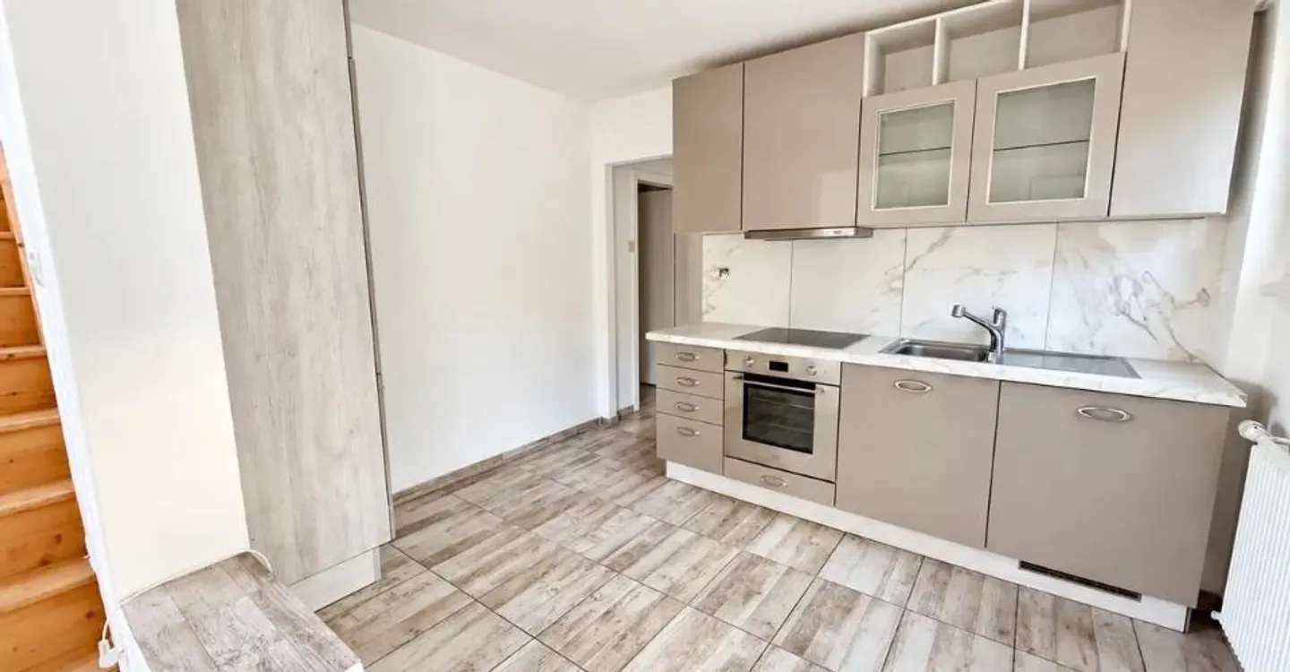 DEVELIER   House with two apartments with potential yield of around 6% after renovation! - Photo 3 of 13