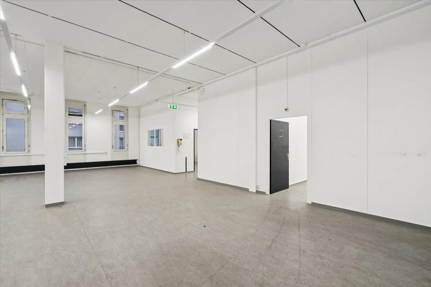 Attractive office space near the train station - Photo 6 of 7