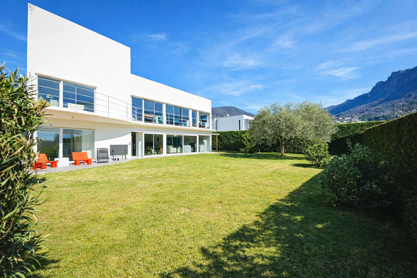 Lugano, Dino : Villa moderne avec jardin, terrasses et vue dégagée - Photo 16 sur 20
