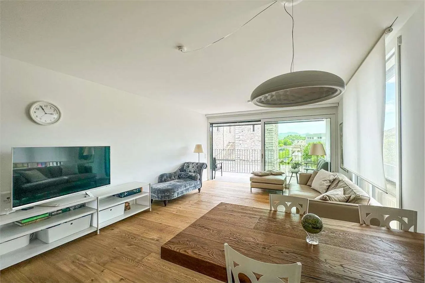 Modernes Haus in Massagno - Foto 2 von 13