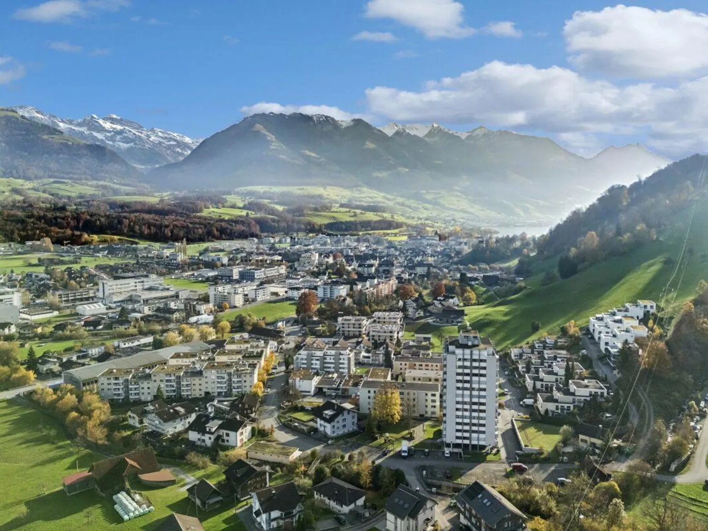 Living with a View - Condominiums in Sarnen - Photo 1 of 11