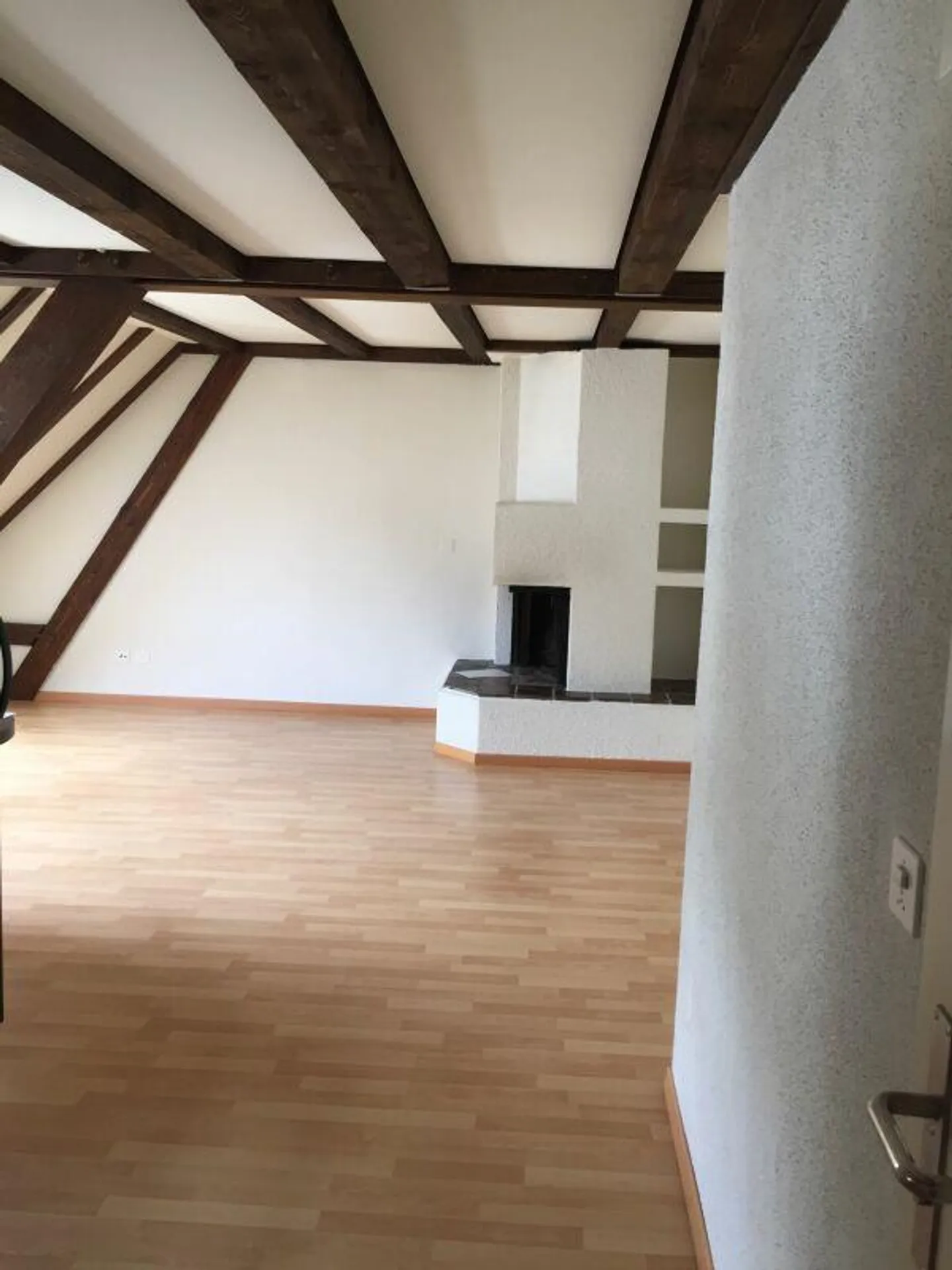 Appartamento per amanti di un fascino particolare! - Foto 2 di 6