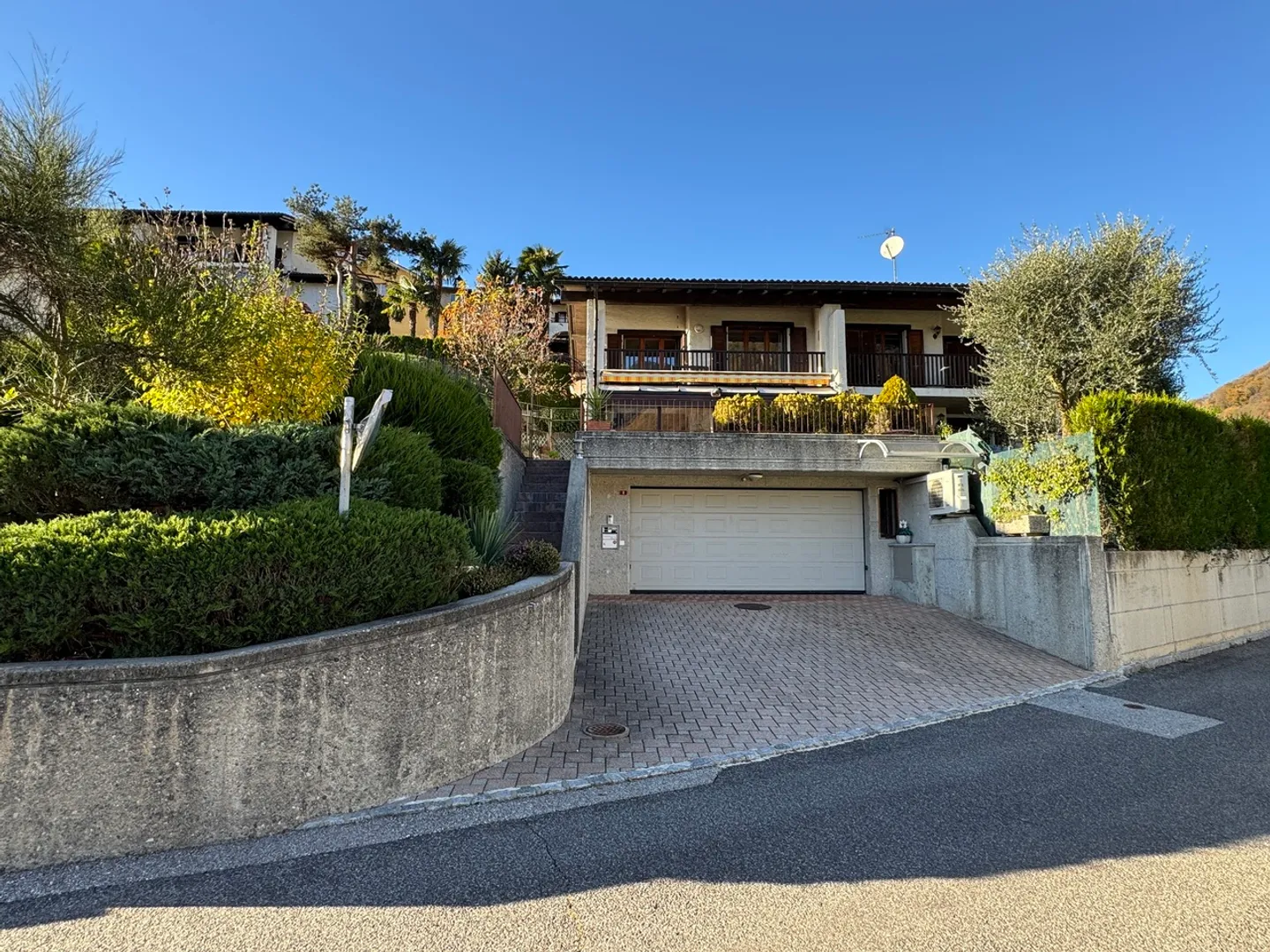 Part of a semi-detached house with spectacular views - Photo 15 of 15