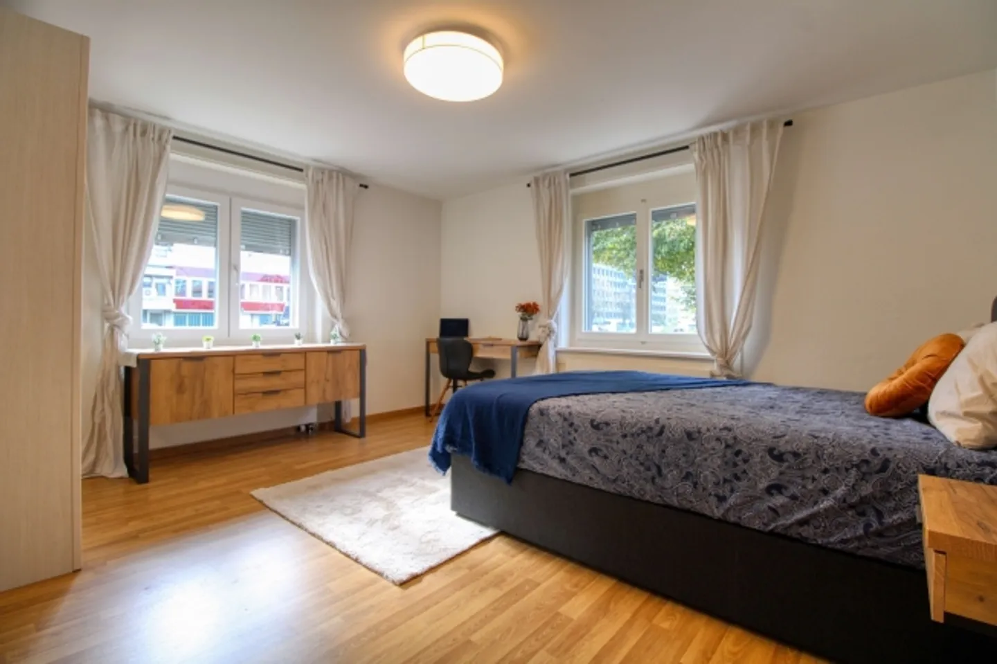 Modern Coliving Apartment in Zürich - Photo 1 of 13