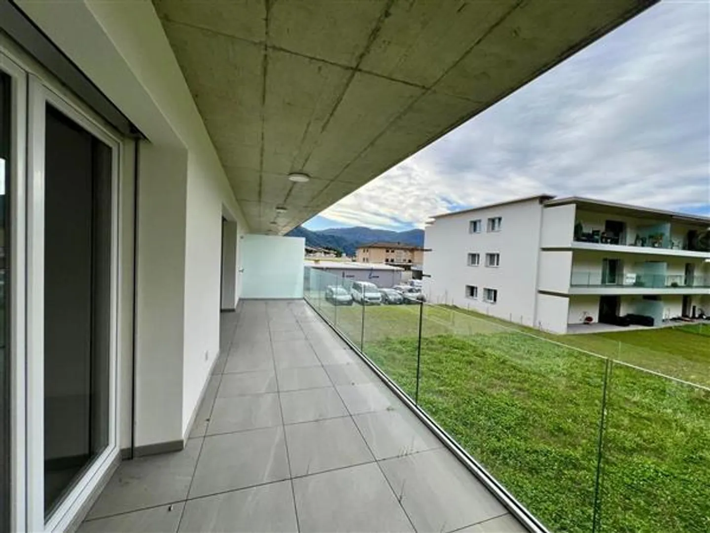 Caslano: 2.5-Room Apartment - Photo 5 of 12