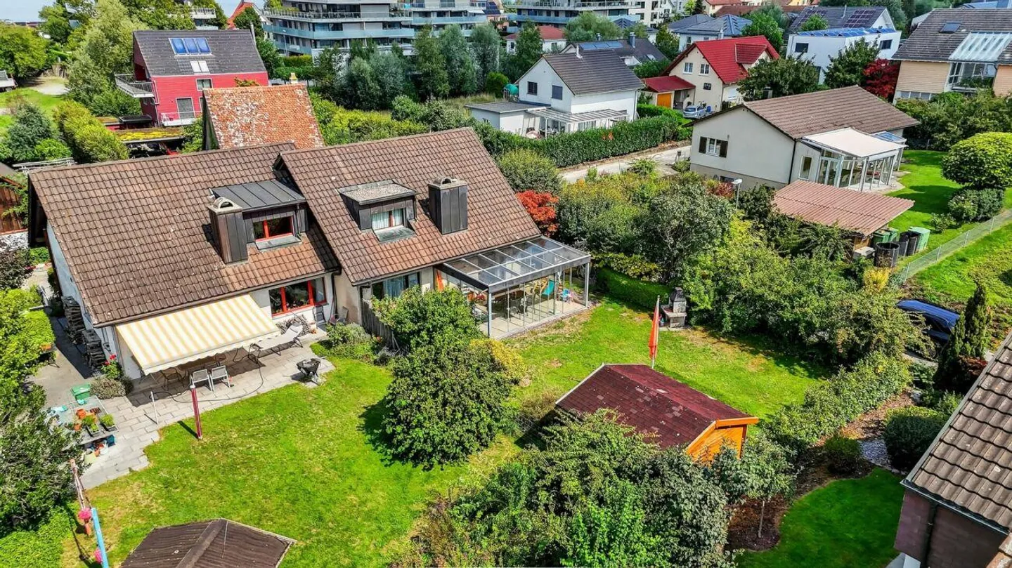 Sonniges und ruhiges Familienidyll mit Garten nahe Kreuzlingen - Foto 2 von 27