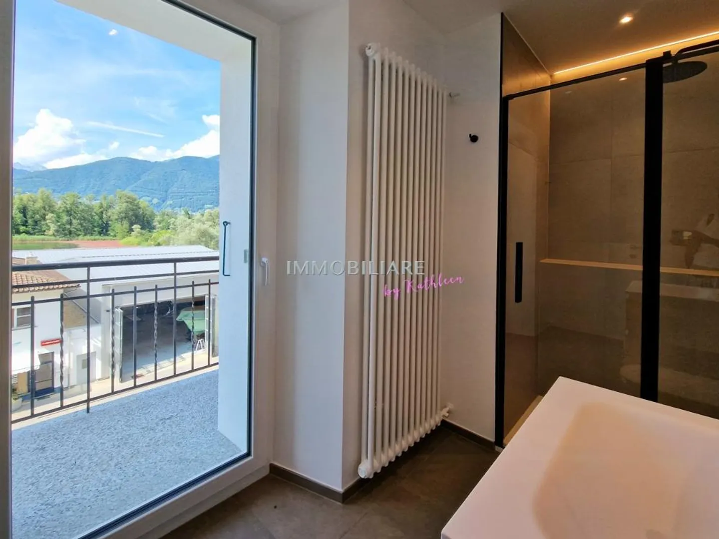 Renovated holiday apartment with large terrace - Photo 6 of 8