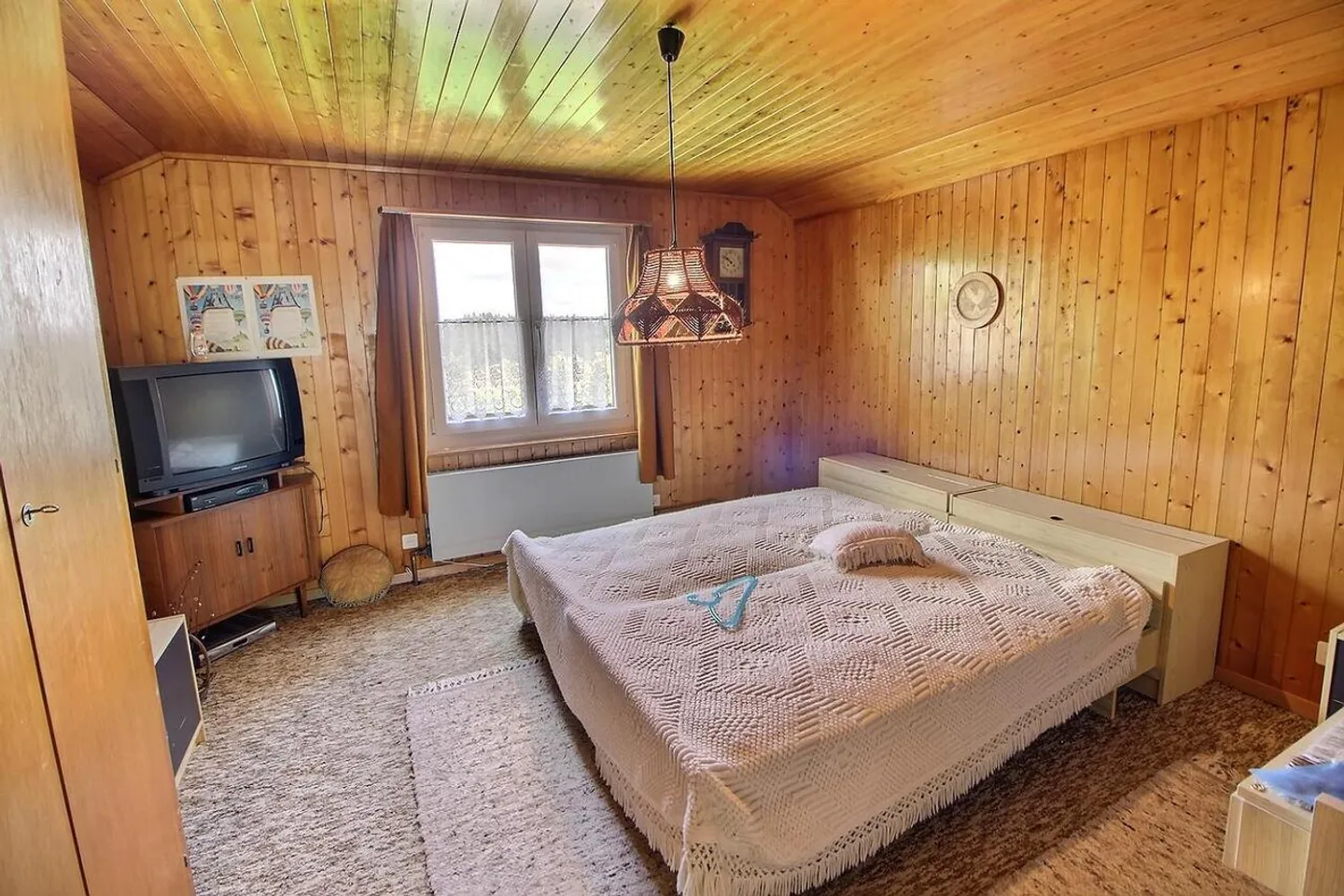Large family house in viager with occupied use without rent, limited to 5 years - Photo 11 of 14