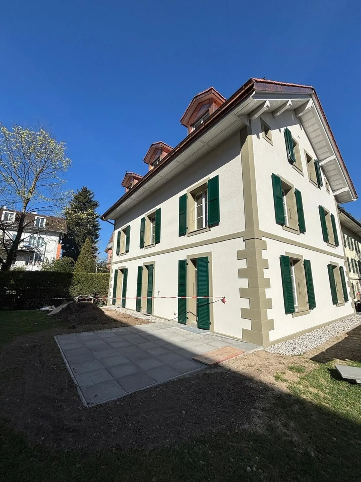 L'accès en vaut la peine - Votre maison fraîchement rénovée vous attend ! - Photo 1 sur 9