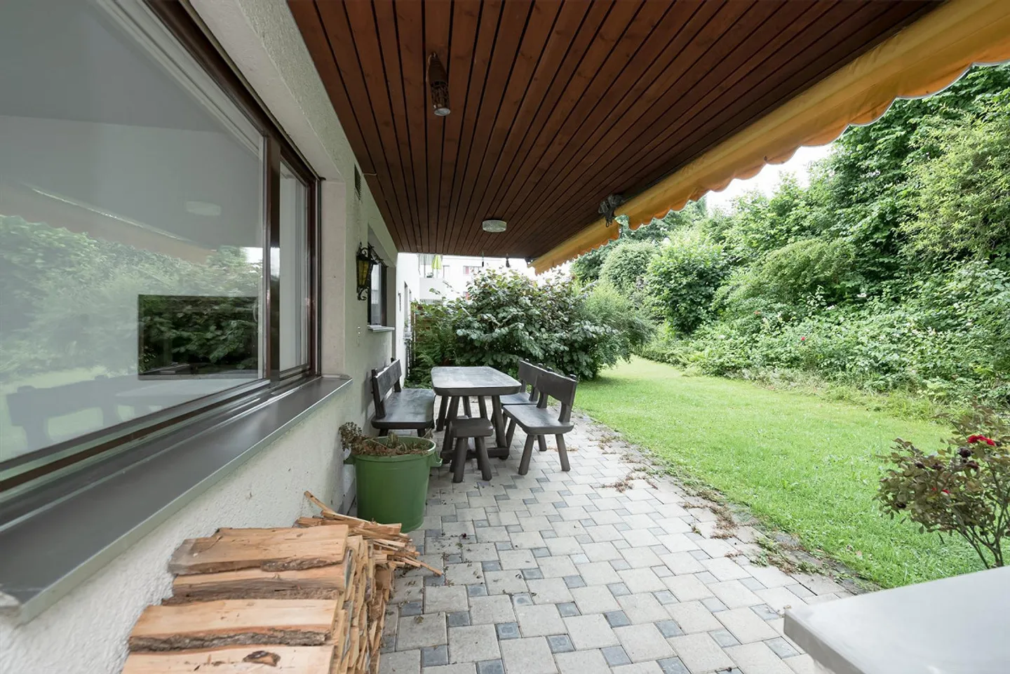 Appartamento 4.5 stanze con giardino privato, camino e altro - Foto 3 di 4
