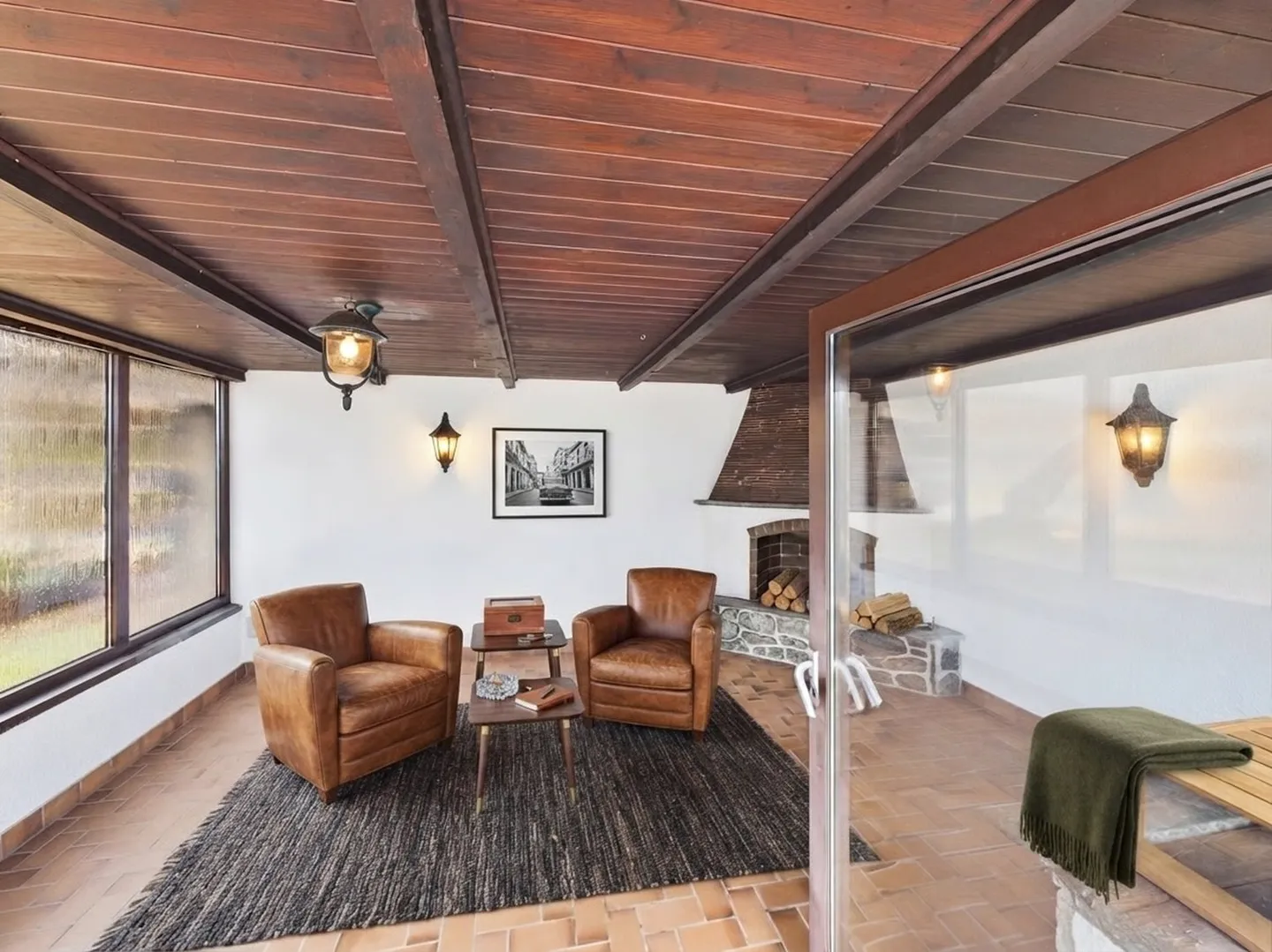 Spacious multi-generational house with studio/commercial space & dream family garden - Photo 12 of 12