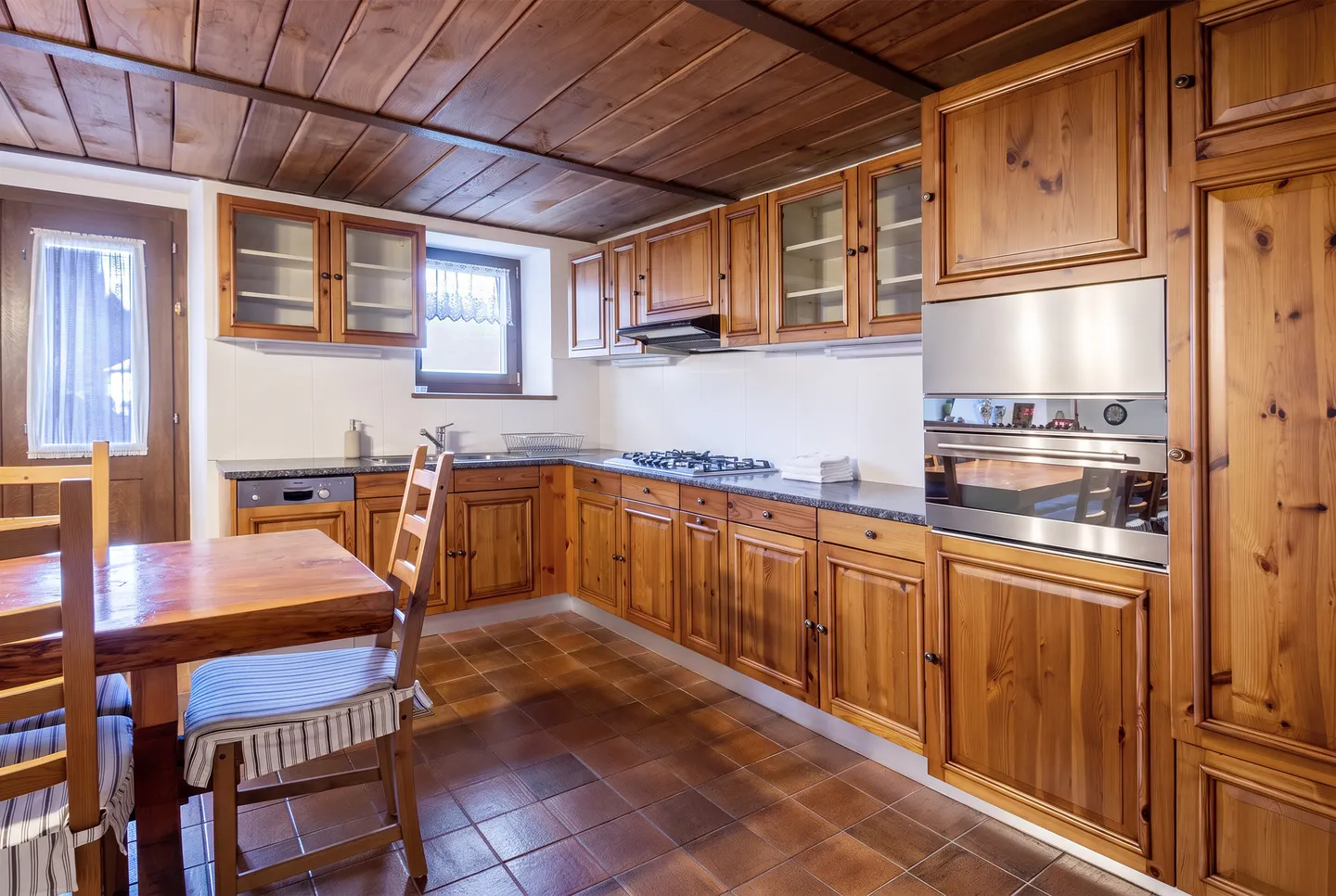 Affascinante Casa Indipendente a Olivone - Foto 2 di 9