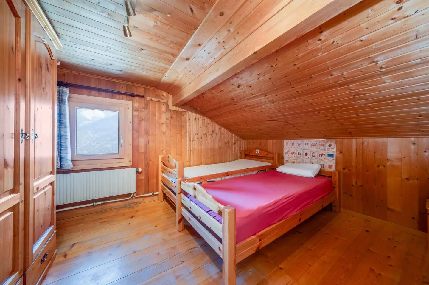Haus mit 2 Wohnungen und atemberaubendem Blick - Foto 7 von 13