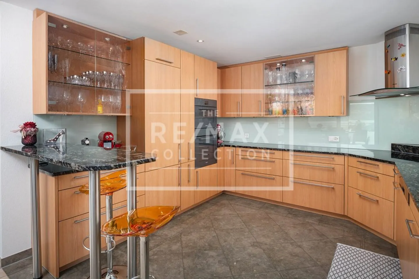 Appartamento terrazza unico di 4,5 stanze con vista lago e carattere benessere - Foto 7 di 13