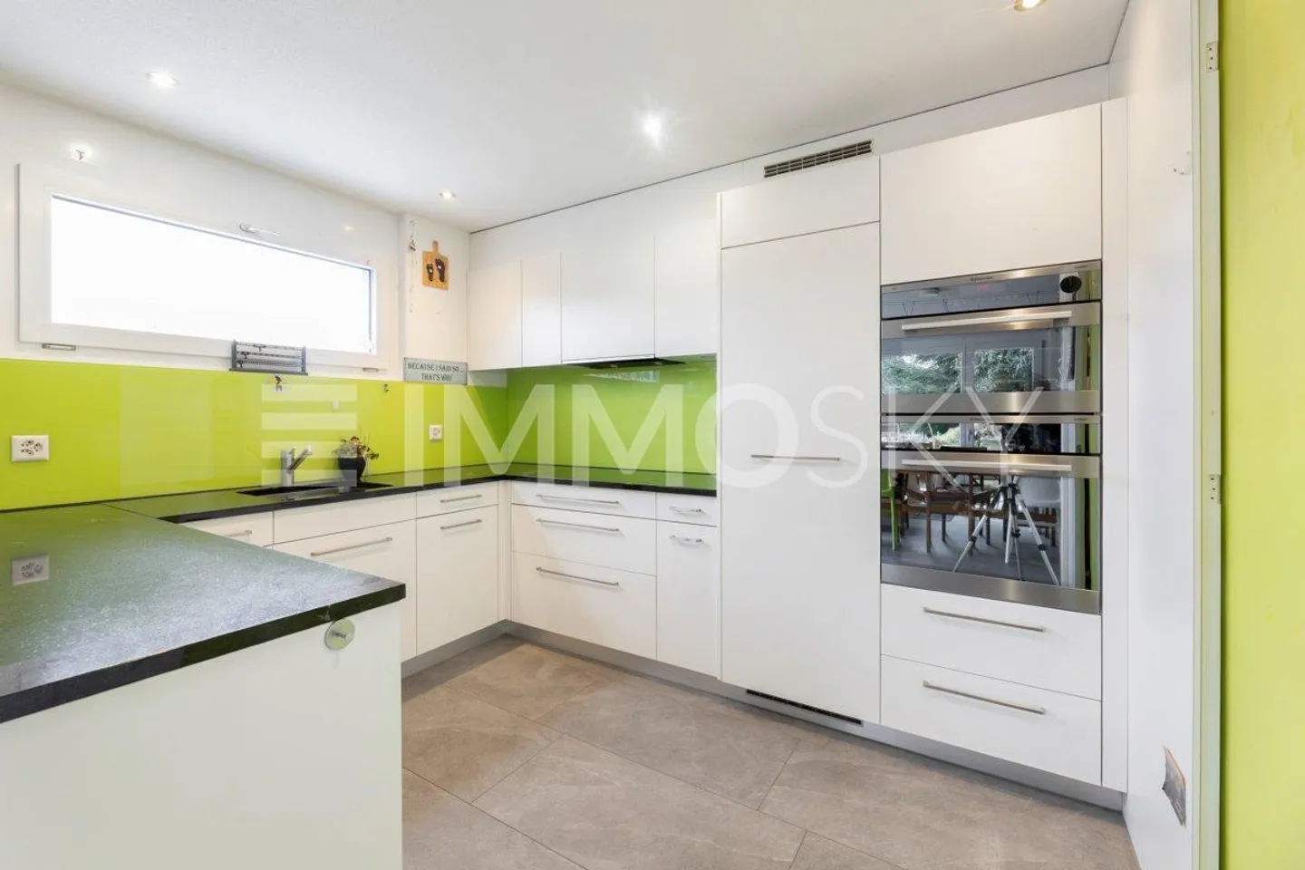 Modern Family Home with Apartment - Photo 2 of 5