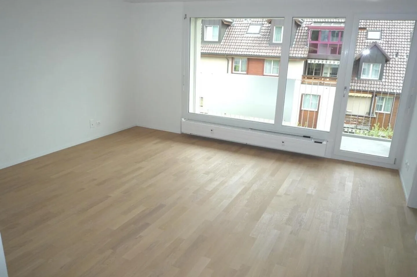 Appartamento 4.5 stanze a Niederscherli - Foto 2 di 9