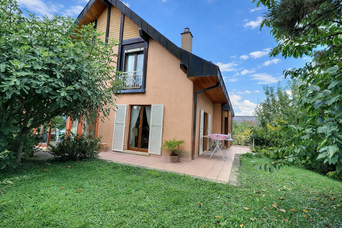 Grande villa familiale à Vully - Photo 3 sur 25