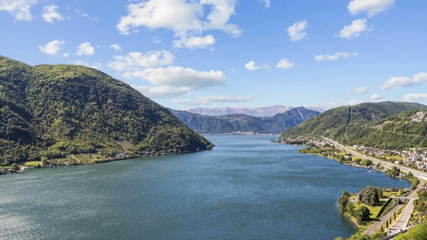 Découvrez la beauté de Capolago : Maison avec vue imprenable sur le lac - Photo 2 sur 17