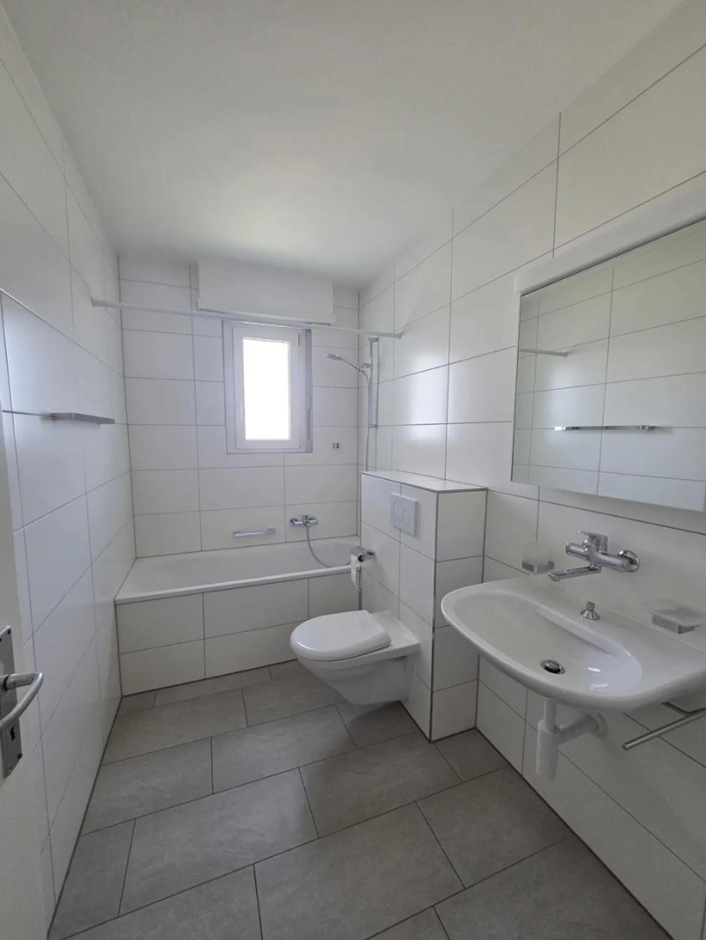 Appartement chaleureux 3 pièces - Photo 2 sur 6