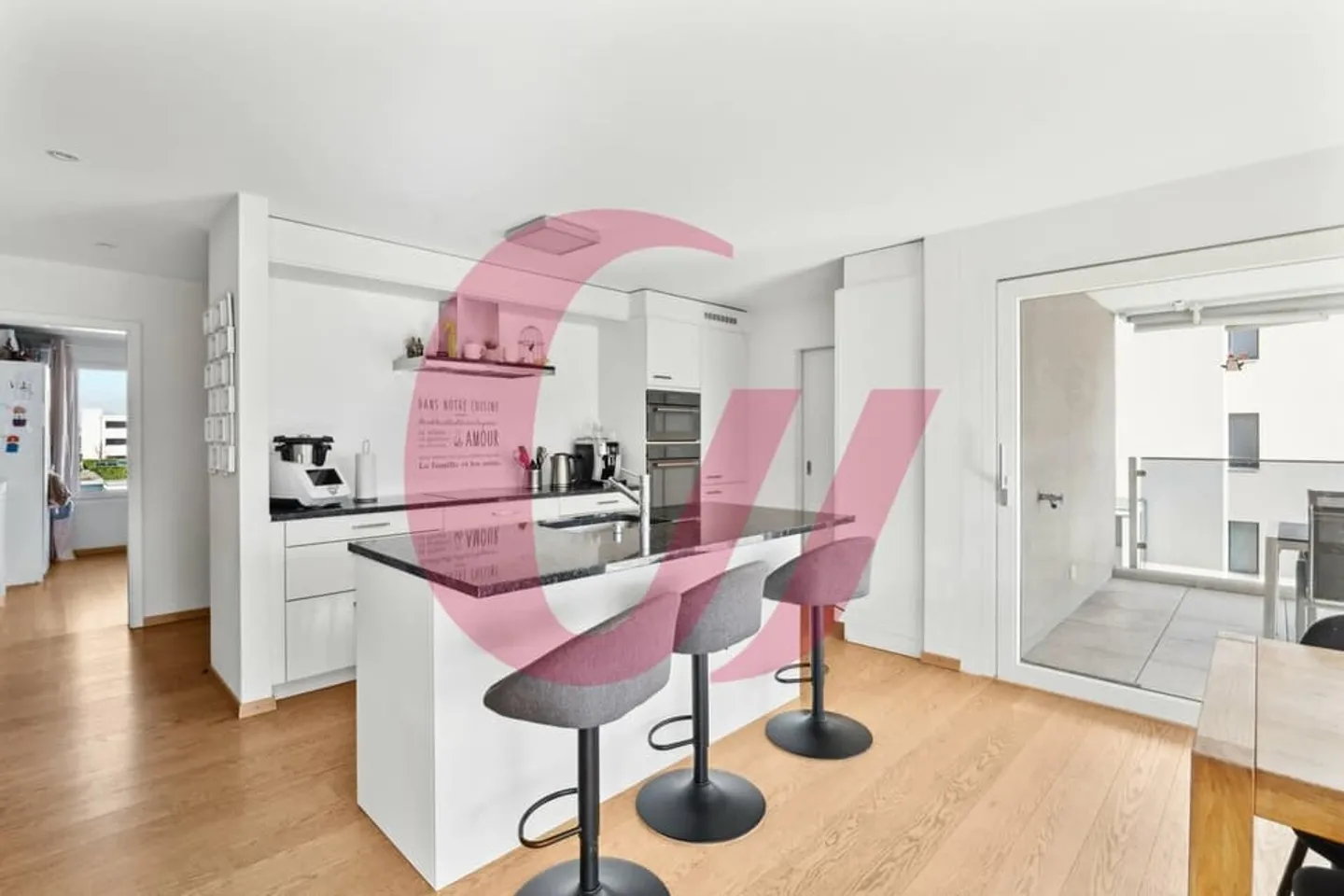 Appartement 4.5 pièces idéalement situé à Riaz ! - Photo 2 sur 10