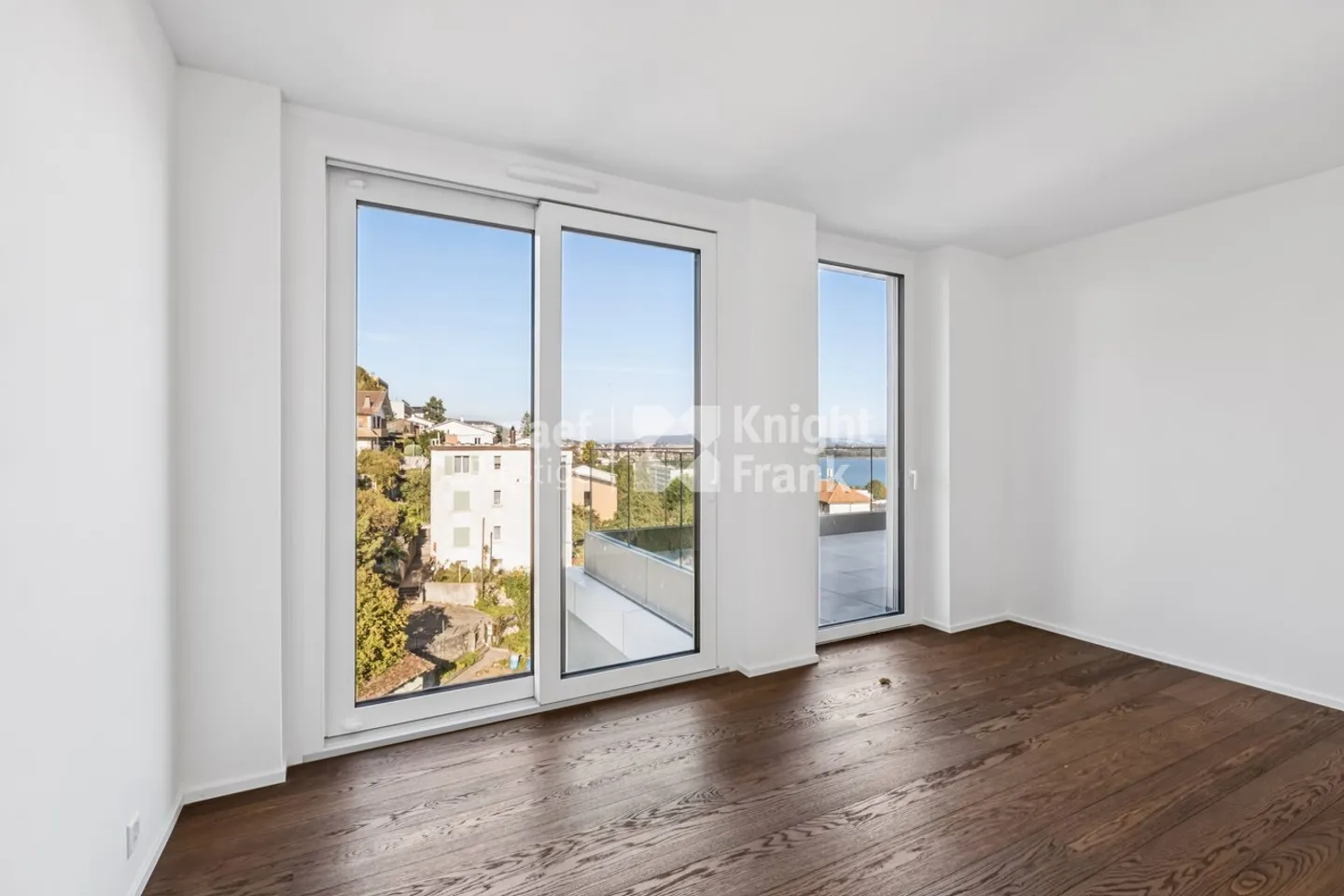 Appartamento moderno con terrazza - Foto 7 di 9