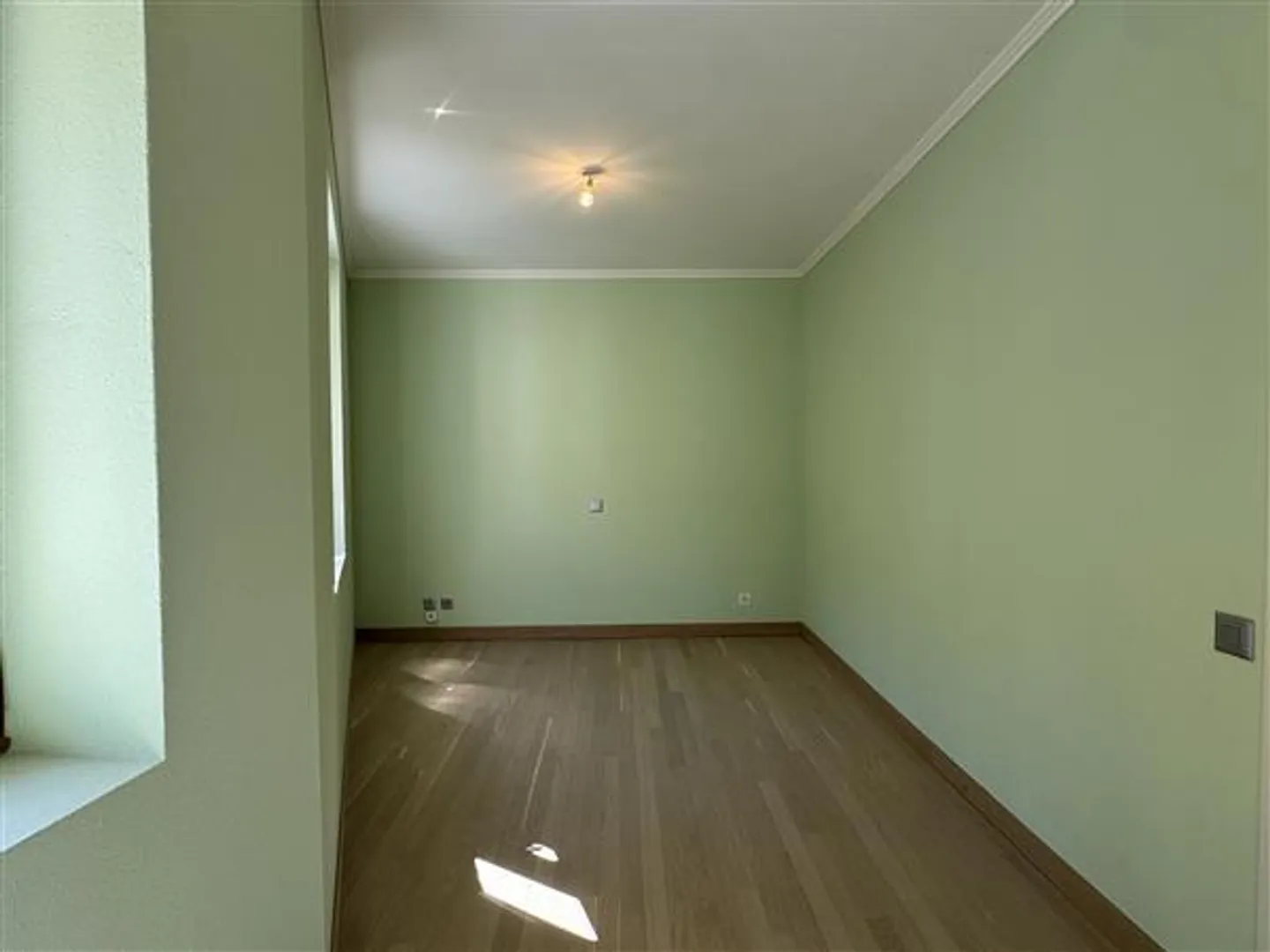 Appartement Charmant avec Vue sur le Lac - Photo 11 sur 13