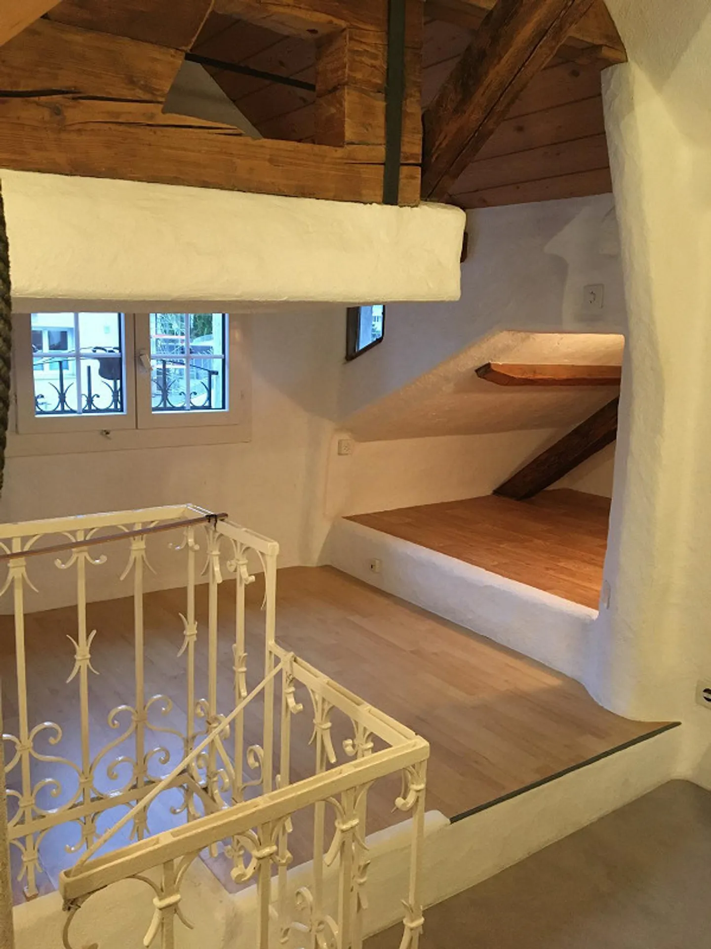 Einzigartige 3.5-Zimmerwohnung mit Altbau-Charme - Foto 14 von 15