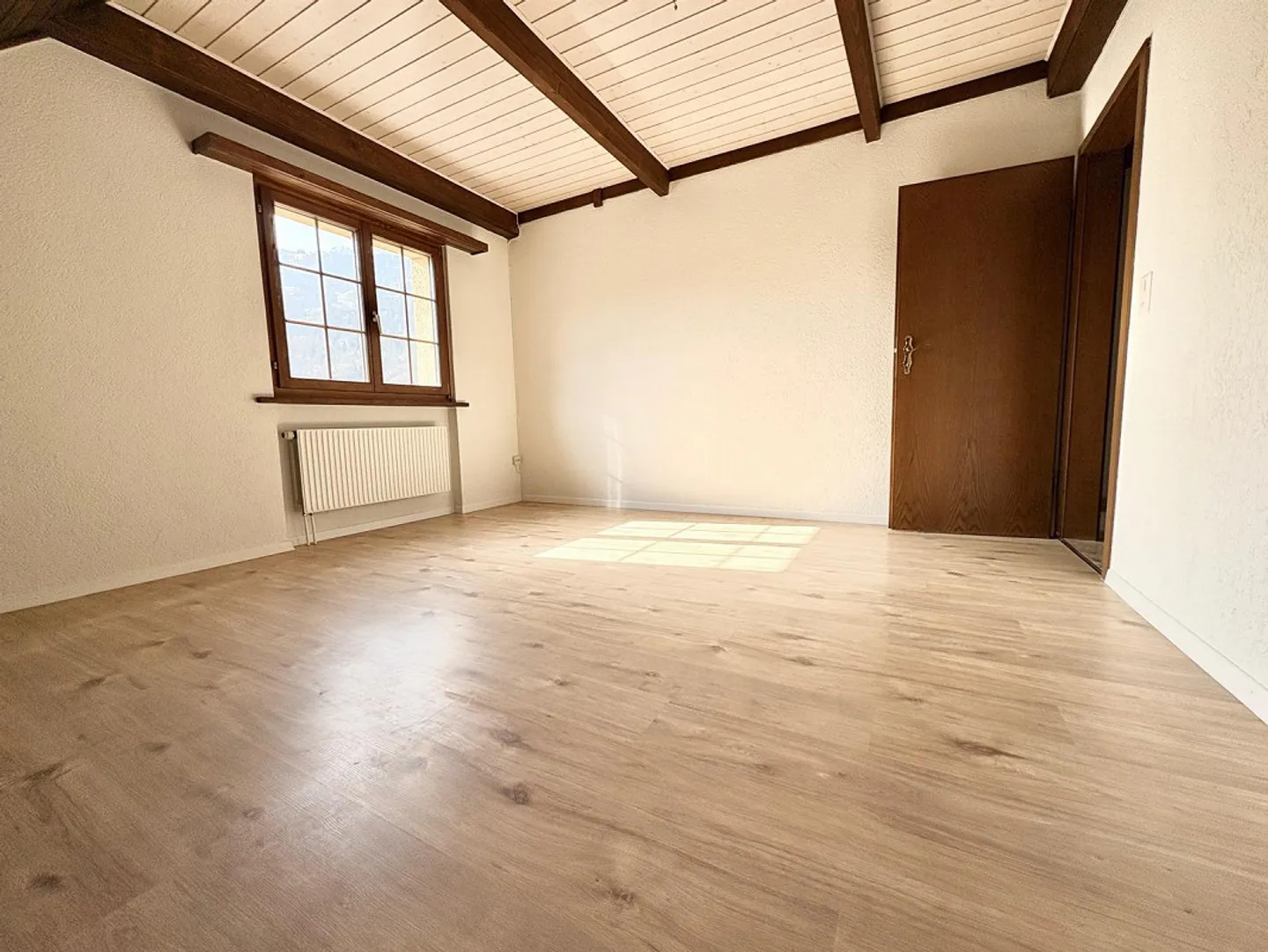 5.5 Room Maisonette Apartment with Single-Family Home Feeling - Photo 10 of 12