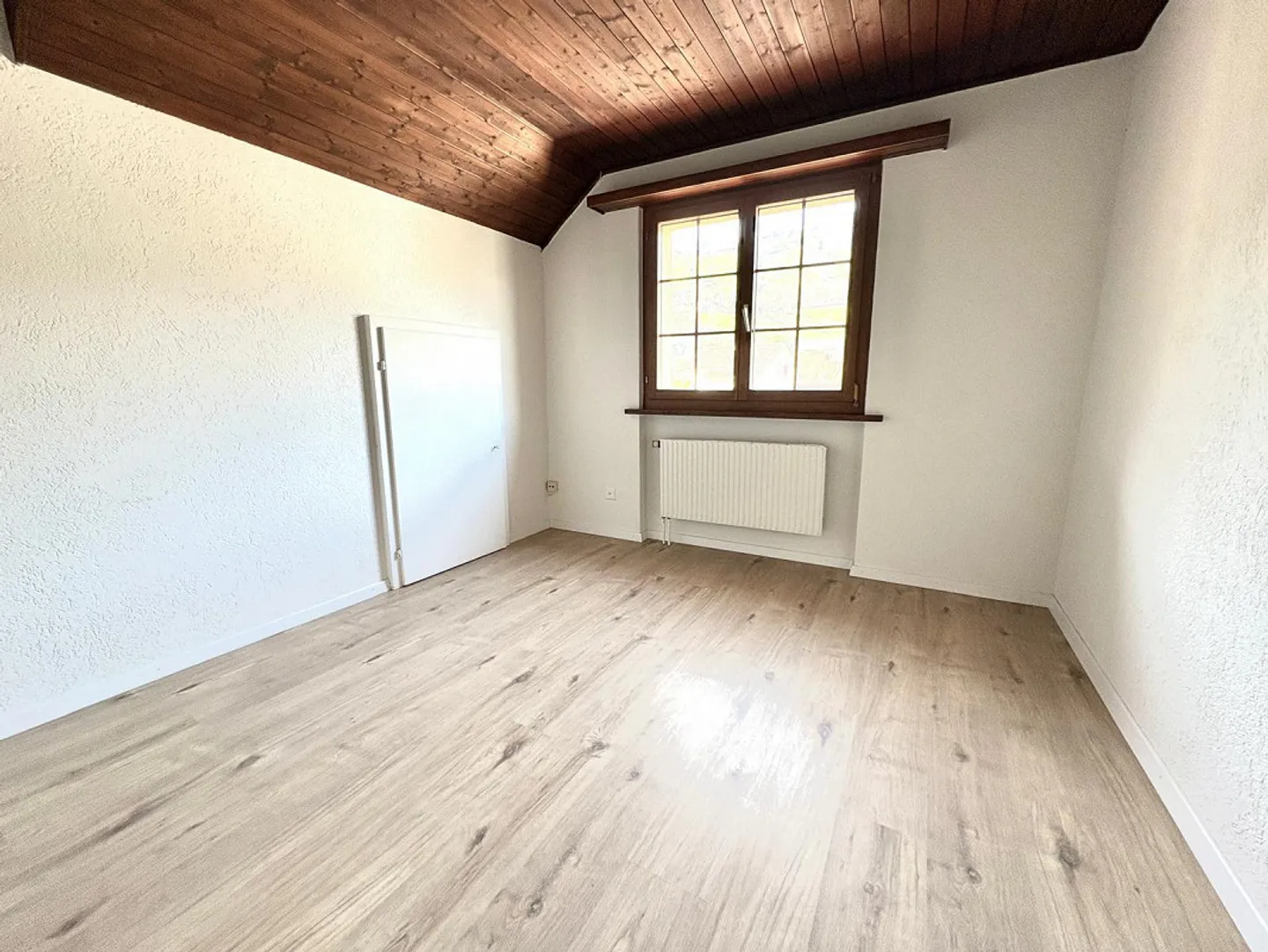 5.5 Room Maisonette Apartment with Single-Family Home Feeling - Photo 12 of 12