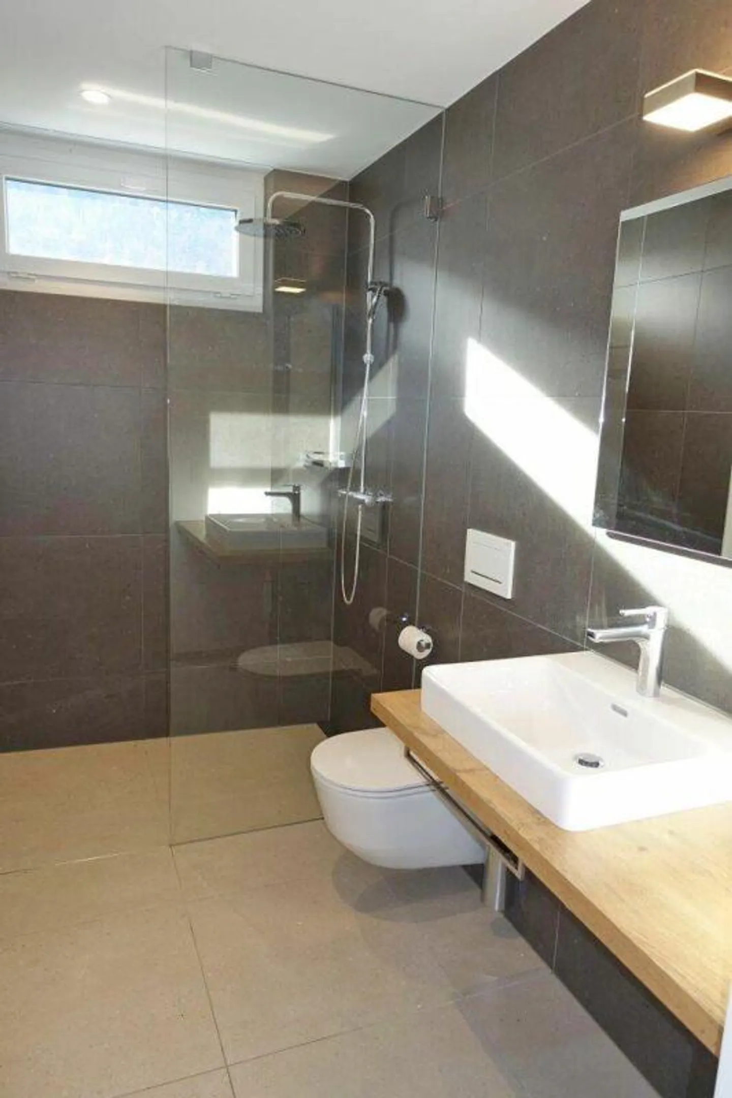 4.5-room apartment with large garden terrace and balcony in Ilanz - Photo 11 of 13