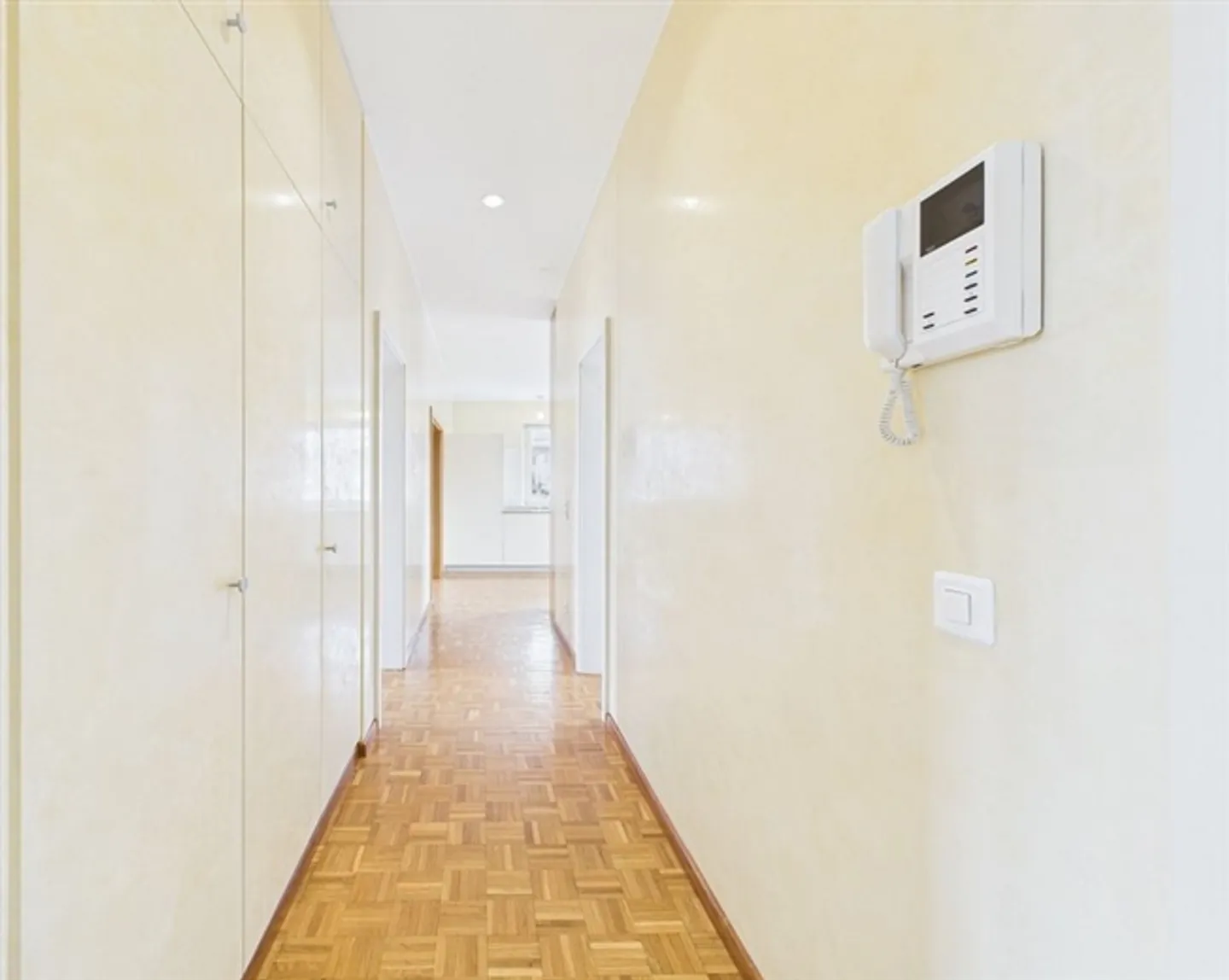 3.5 Room apartment - Photo 13 of 13