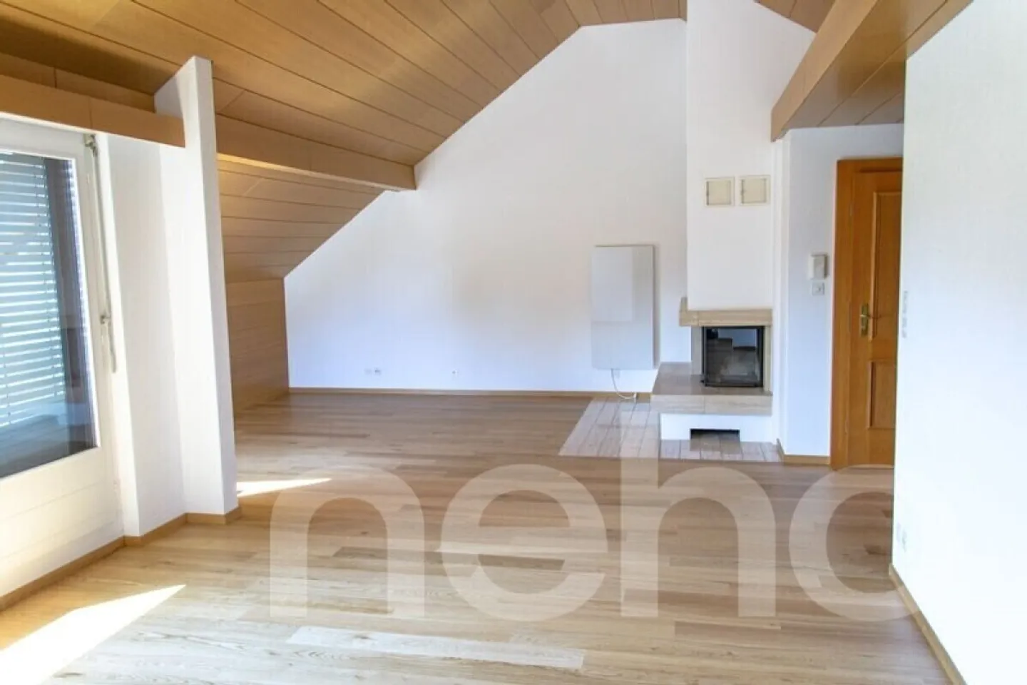 Confort de vie au-dessus des toits de Mörschwil - Appartement en attique de 3,5 pièces - Photo 1 sur 12