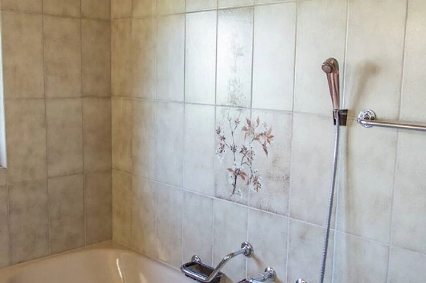 Confort de vie au-dessus des toits de Mörschwil - Appartement en attique de 3,5 pièces - Photo 7 sur 12