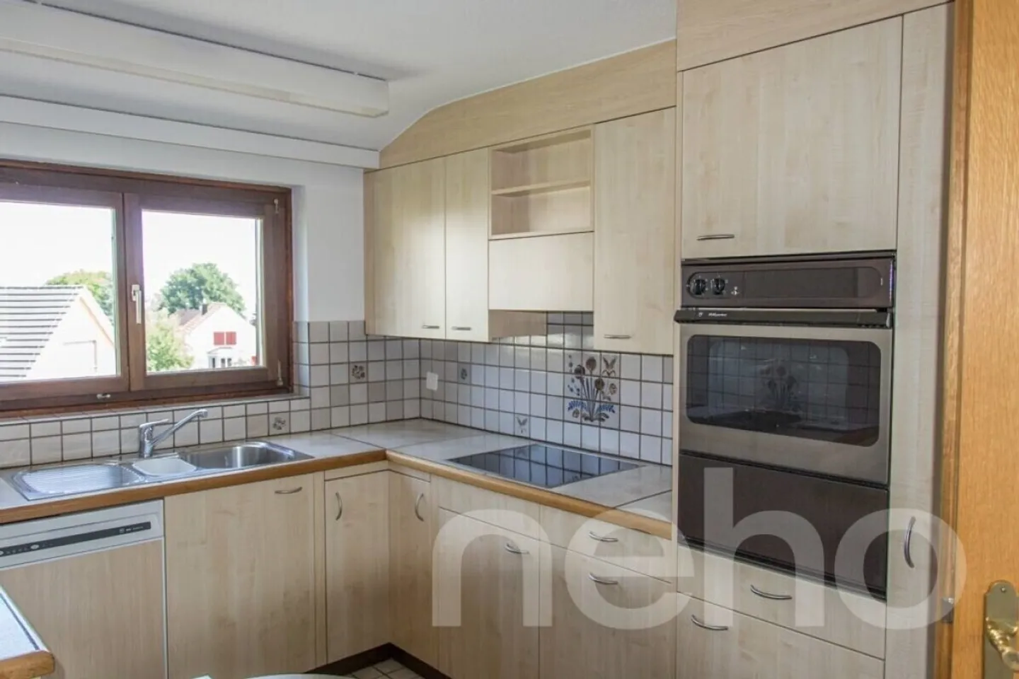 Confort de vie au-dessus des toits de Mörschwil - Appartement en attique de 3,5 pièces - Photo 4 sur 12