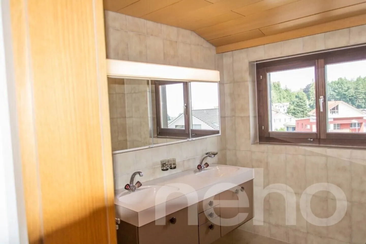 Confort de vie au-dessus des toits de Mörschwil - Appartement en attique de 3,5 pièces - Photo 5 sur 12