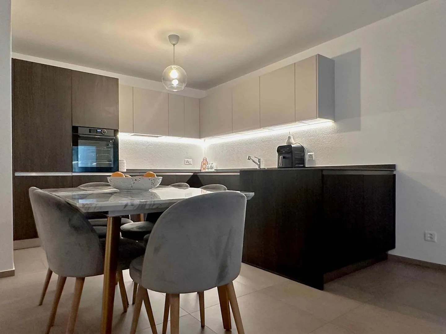 New 5.5 high standard rooms with large covered terrace - Photo 9 of 13
