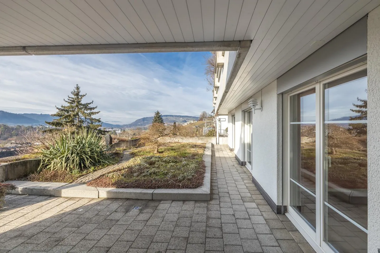 Vivere sul lato soleggiato - Foto 10 di 13