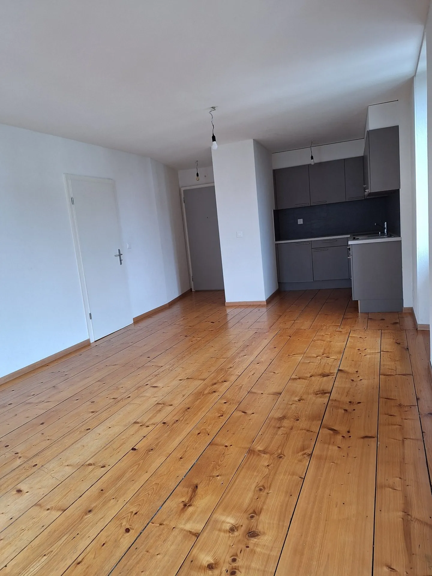 Bosquets 9 - Appartamento di 3.5 locali nel cuore di Vevey - CONTRATTO IN CORSO - Foto 1 di 11
