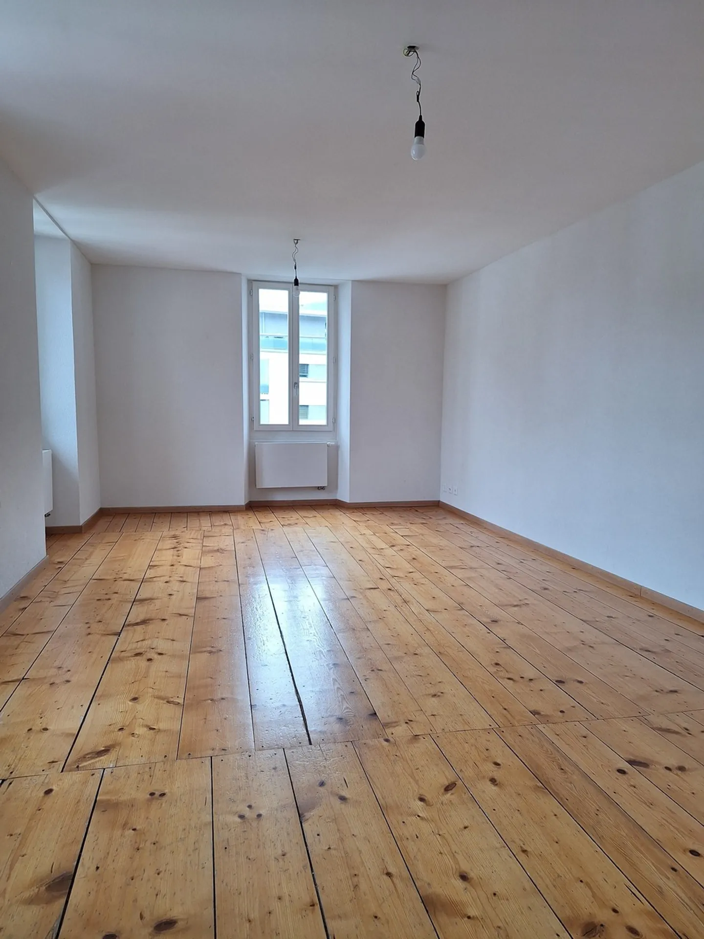 Bosquets 9 - Appartamento di 3.5 locali nel cuore di Vevey - CONTRATTO IN CORSO - Foto 6 di 11