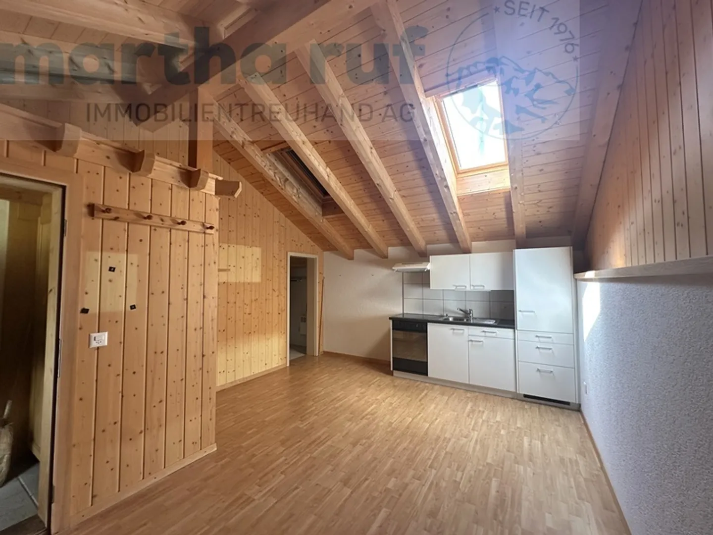 Single house for sale - Photo 2 of 17